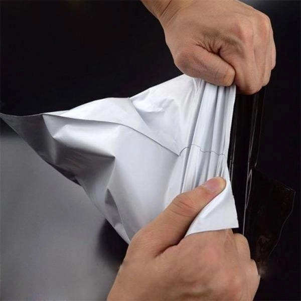 Курьерский пакет 300*400+40 мм, с ручкой и клеевым клапаном (50 мкм)